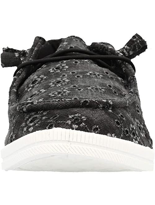 Rocket Dog Women's Mellow Palmetto Eyelet Cotton Sneaker