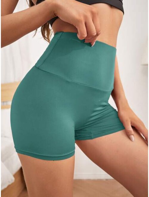 Shein Solid Ruched Back Sports Shorts