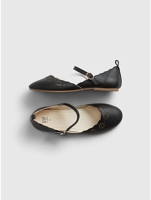 GAP Kids Scalloped Ballet Flats