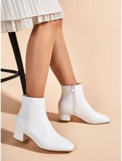 Square Toe Minimalist Chunky Heeled Boots