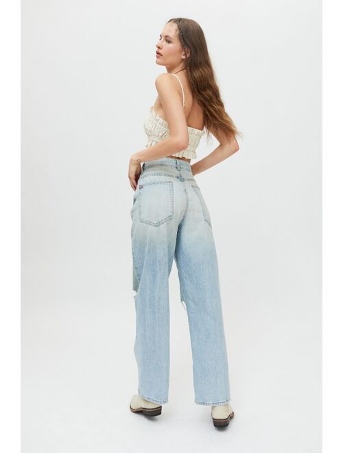 BDG Loose Baggy High-Waisted Jean – Distressed Light Wash