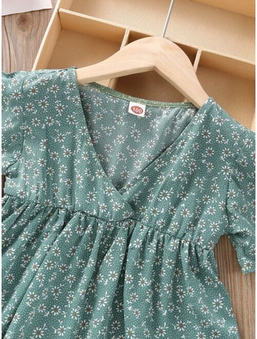Shein Toddler Girls Ditsy Floral Surplice Front Peplum Blouse