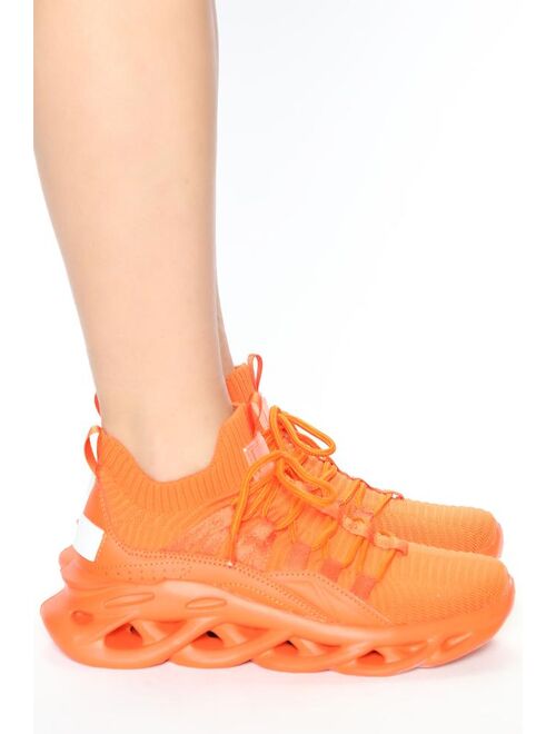 Running On Sneakers - Orange