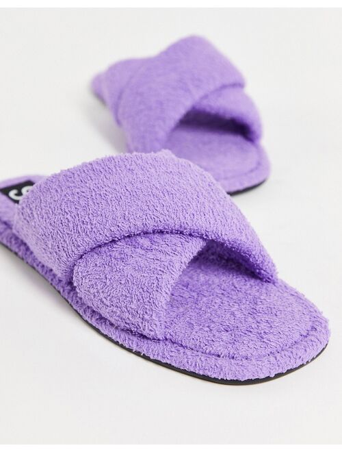 Senso Inka IV fluffy flat sandals with crossover strap in lavender