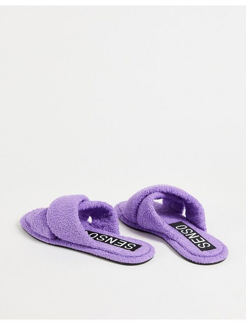 Senso Inka IV fluffy flat sandals with crossover strap in lavender