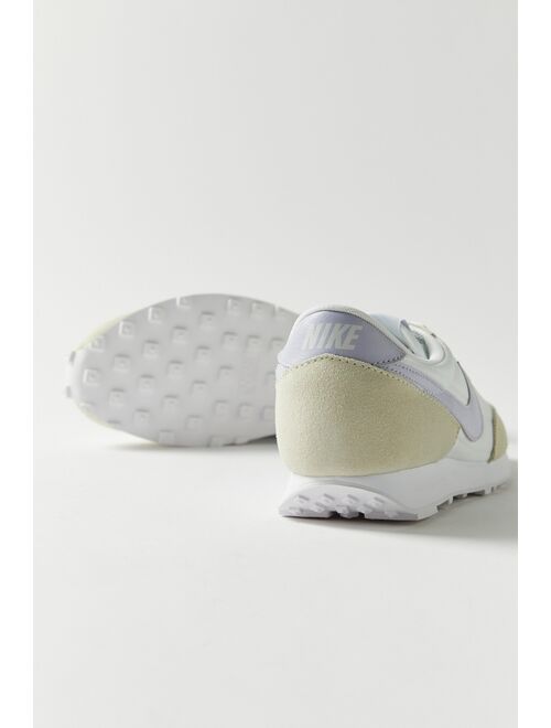 Nike Daybreak Sneaker