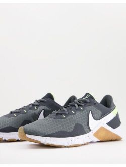 Low Top Training Legend Essential 2 Athletic in gray
