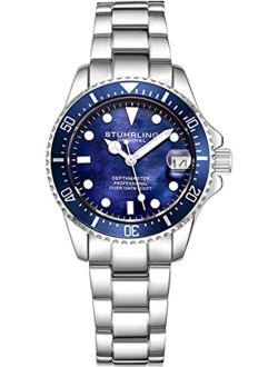 Women's Dive Watch with Stainless Steel Bracelet Quartz Movement and Date