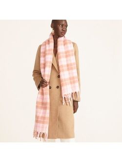 Pink plaid scarf in textured wool