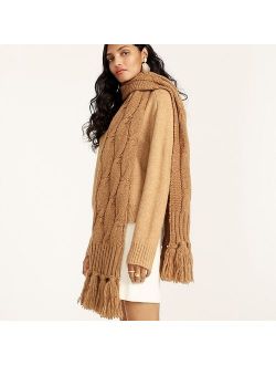 Cable-knit fringe scarf