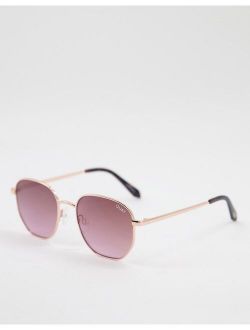 Quay Big Time womens round sunglasses in pink