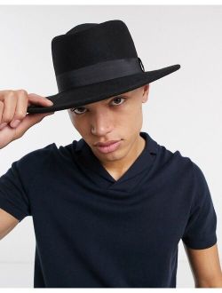 wide brim pork pie hat in black with band and size adjuster