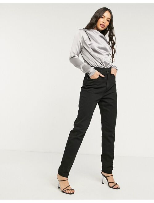 Missguided Tall riot highwaisted recycled denim mom jeans in black