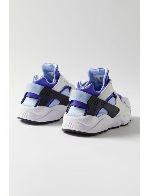 Nike Air Huarache Women’s Sneaker