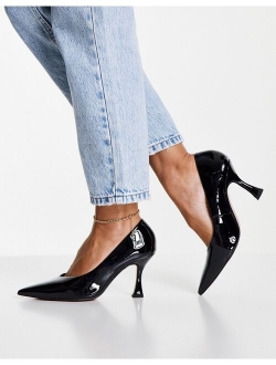 Scout mid heeled pumps in black