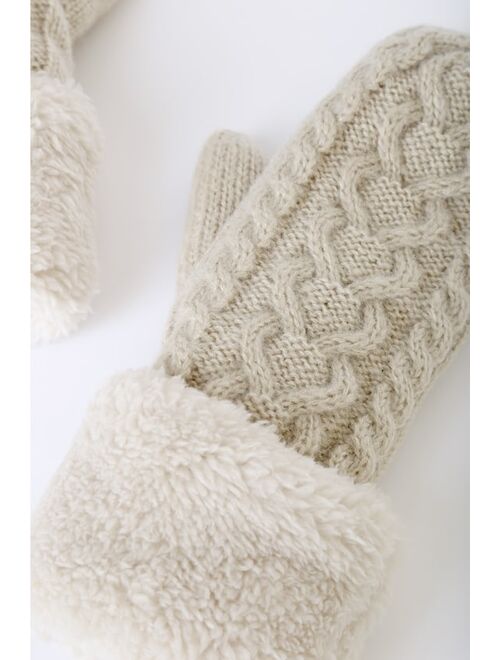 Lulus Winter Wishes Beige Cable Knit Faux Fur Mittens