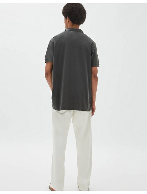 Pull&Bear polo in gray