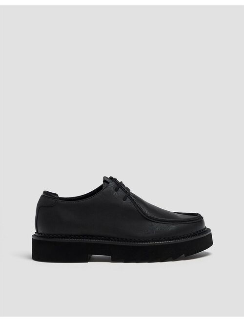 Pull&Bear chunky lace up shoes in black