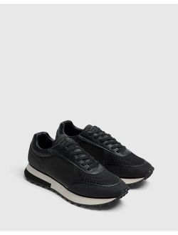 runner sneakers in black