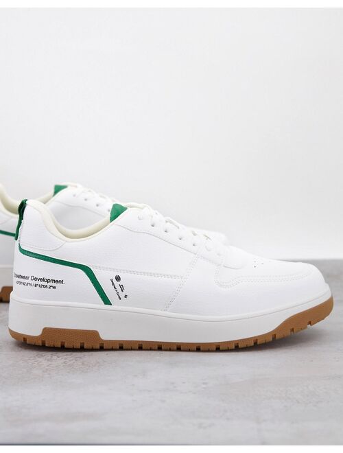Pull&Bear sneakers in white with gum sole