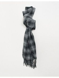 woven scarf in gray check