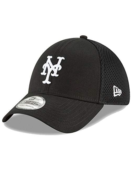 New Era Authentic New York Mets Black Neo 39THIRTY Flex Hat
