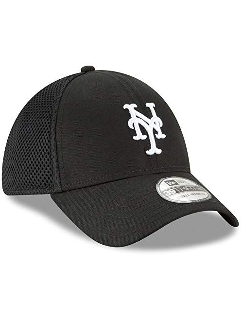 New Era Authentic New York Mets Black Neo 39THIRTY Flex Hat