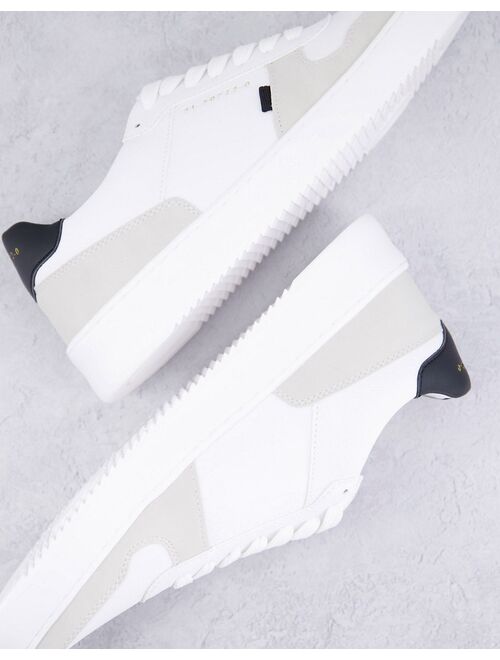 River Island low top sneakers in white