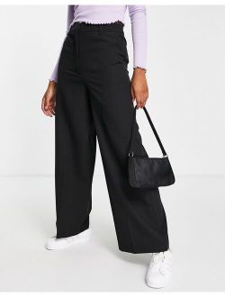 tailored wide leg pant in black