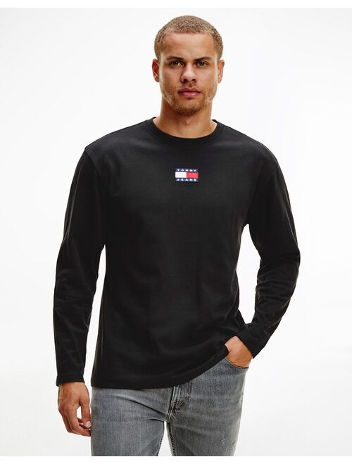 Tommy Hilfiger Tommy Jeans center flag logo long sleeve t-shirt in black