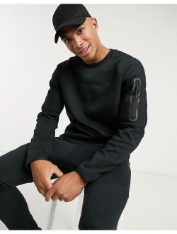 Tech Fleece crew neck sweatshirt in black