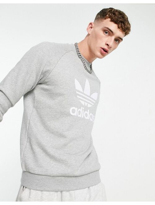 Adidas Originals Originals adicolor large trefoil crew sweatshirt in gray