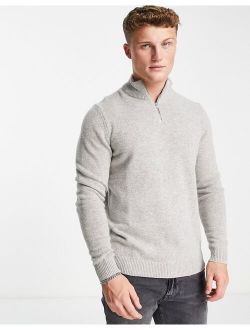 lambswool half zip sweater in light gray