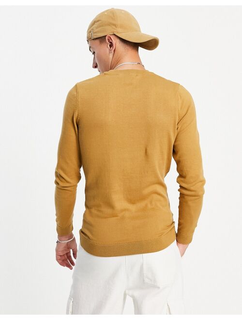 New Look muscle fit knit sweater in camel