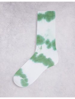 striped tie dye sports sock in green