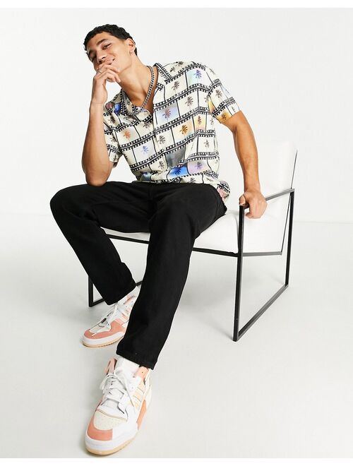 Guess shirt with revere collar in palm photo print