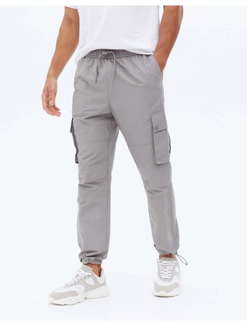 New Look cargo joggers in light gray