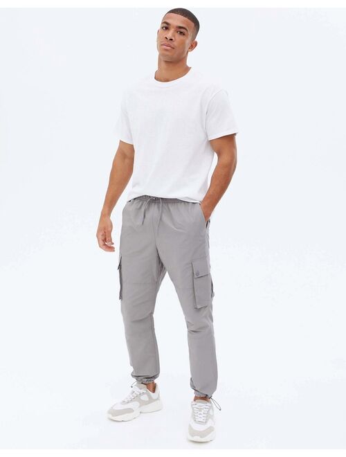 New Look cargo joggers in light gray