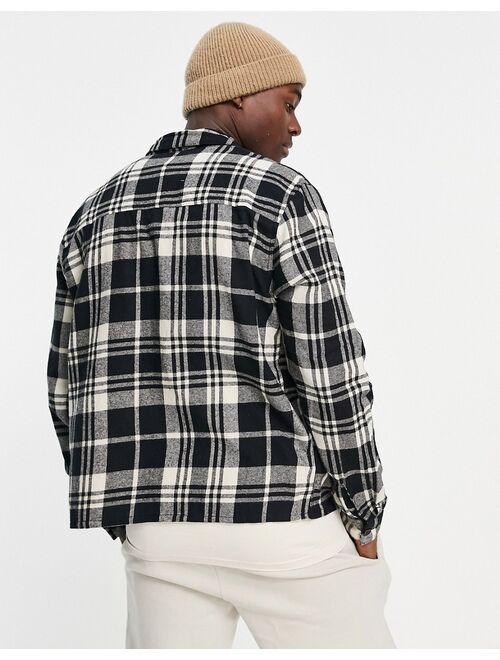 New Look overshirt with check in black