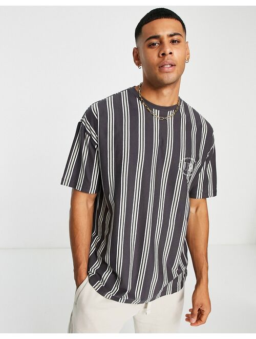 New Look vertical striped t-shirt with US embroidery in gray