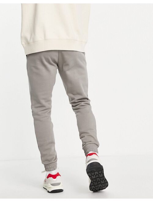 New Look sweatpants in light gray