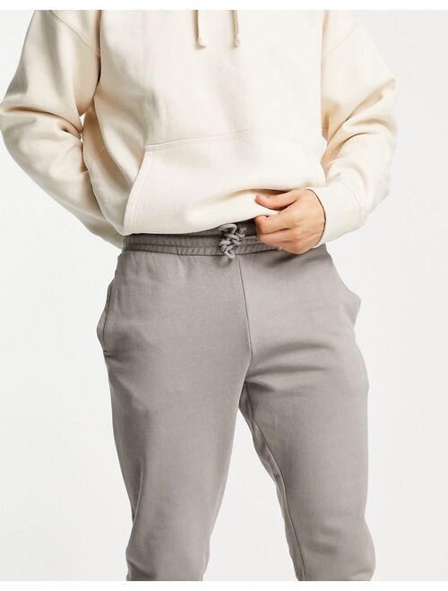 New Look sweatpants in light gray