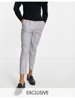 pleated smart pants in gray