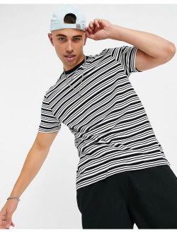 striped t-shirt in black & white