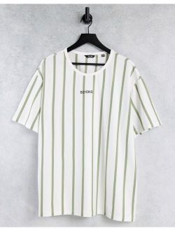 organic cotton oversized T-shirt in beige with green vertical stripe