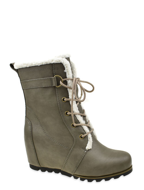 Time and Tru Womens Wedge Boot