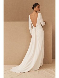 ADASHI SHOJI Crepe Long Sleeve Fitted Silhouette Minimalist Bridal Evening Maven Gown On Sale Price