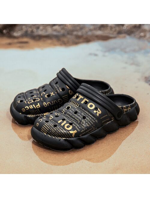 Summer Water Shoes Men Sneakers Sandals 2022 Sandals for Men EVA Soft Sole Baotou Beach Shoes Clogs Designer Shoes Men