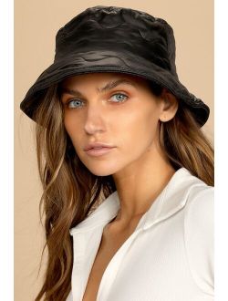 Claire Black Quilted Bucket Hat