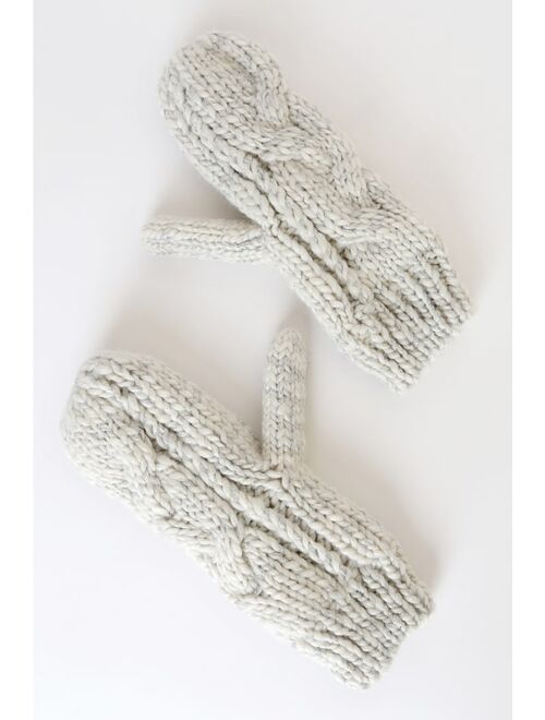 Vero Moda Janice White Cable Knit Mittens